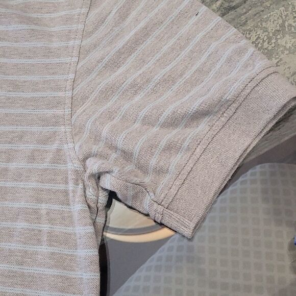 TOMMY Hilfiger Polo Shirt Large - Picture 3 of 6